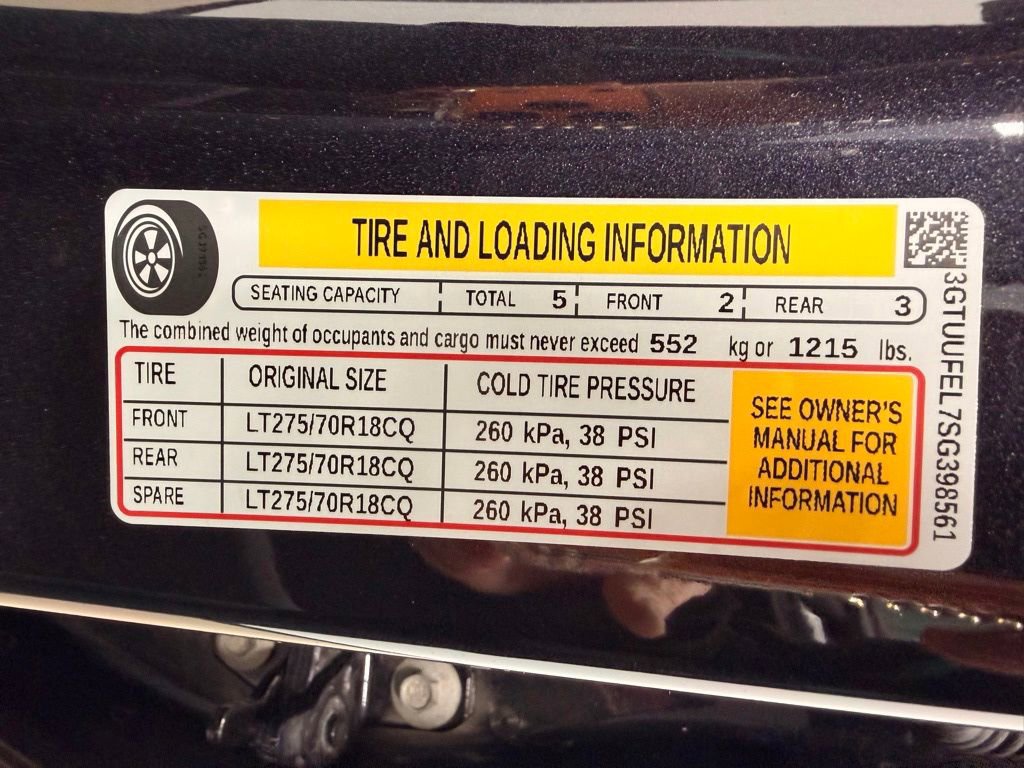 Used 2025 GMC Sierra 1500 AT4X image 56