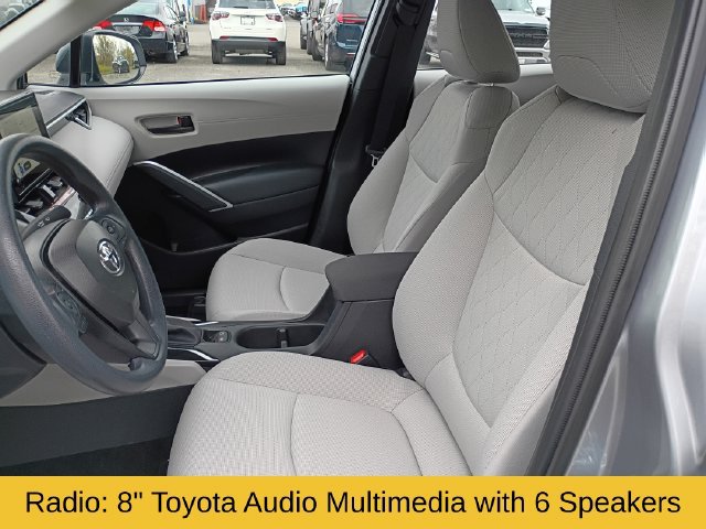 Used 2025 Toyota Corolla Cross L AWD/4WD image 12