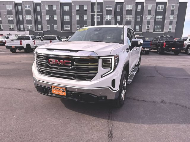 Used 2024 GMC Sierra 1500 SLT w/ SLT Premium Plus Package AWD/4WD image 1