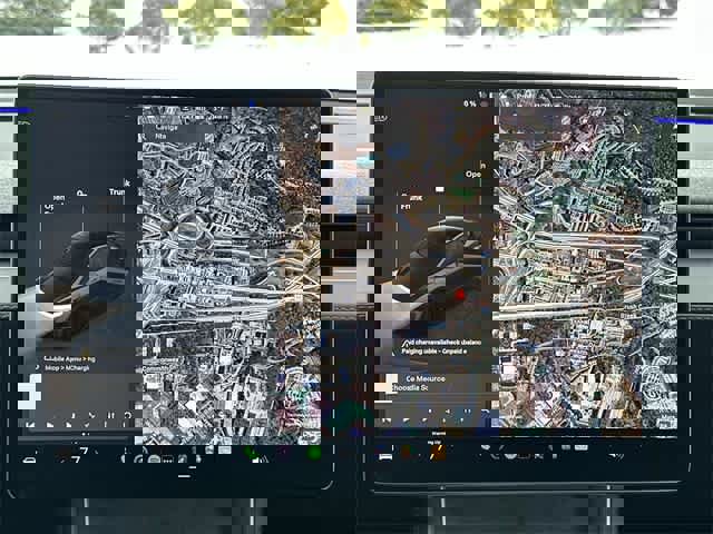 Used 2026 Tesla Model Y Long Range image 11