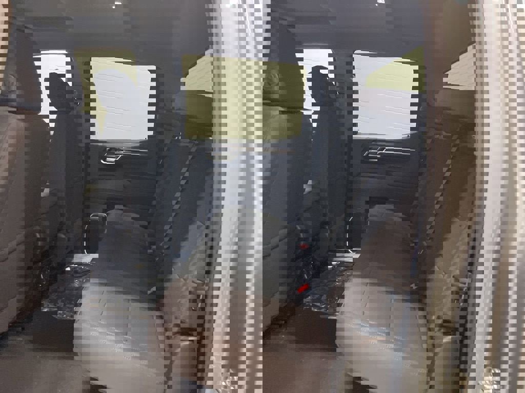 New 2026 Chevrolet Silverado 1500 LT image 13