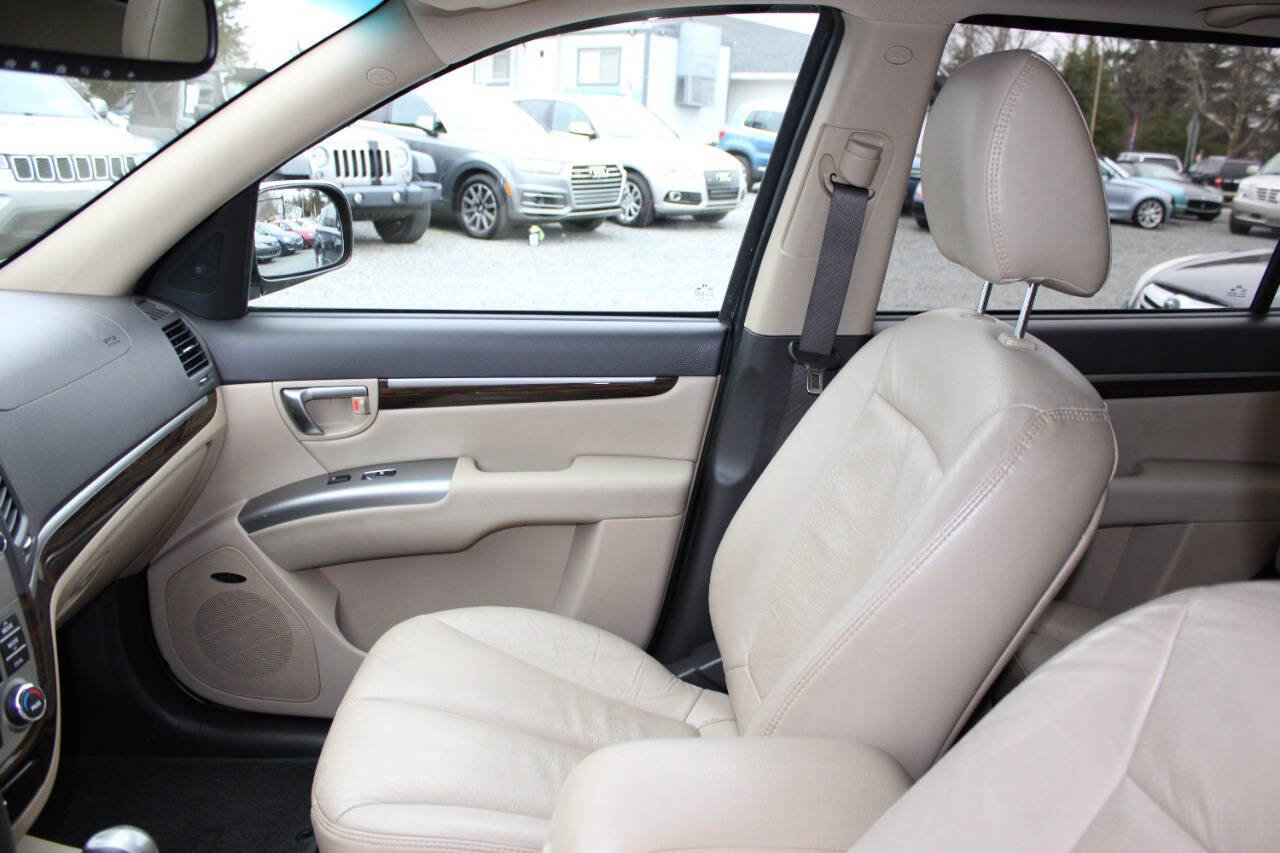 Used 2011 Hyundai Santa Fe Limited image 14