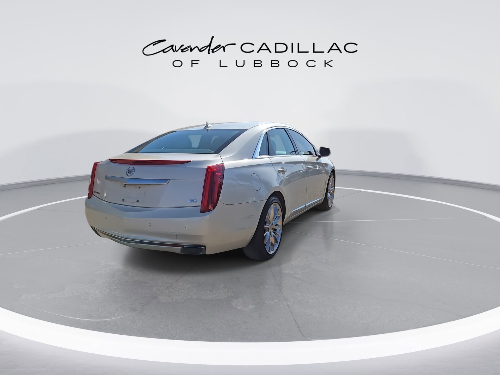 Used 2013 Cadillac XTS Platinum AWD/4WD image 8