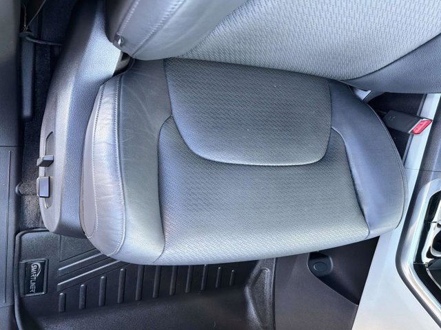 Used 2024 Kia Carnival SX Prestige image 18