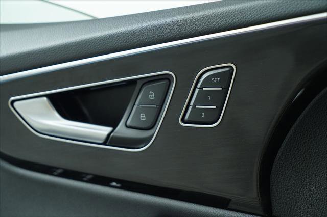 Certified 2025 Audi Q8 Premium Plus w/ Premium Plus Package AWD/4WD image 44