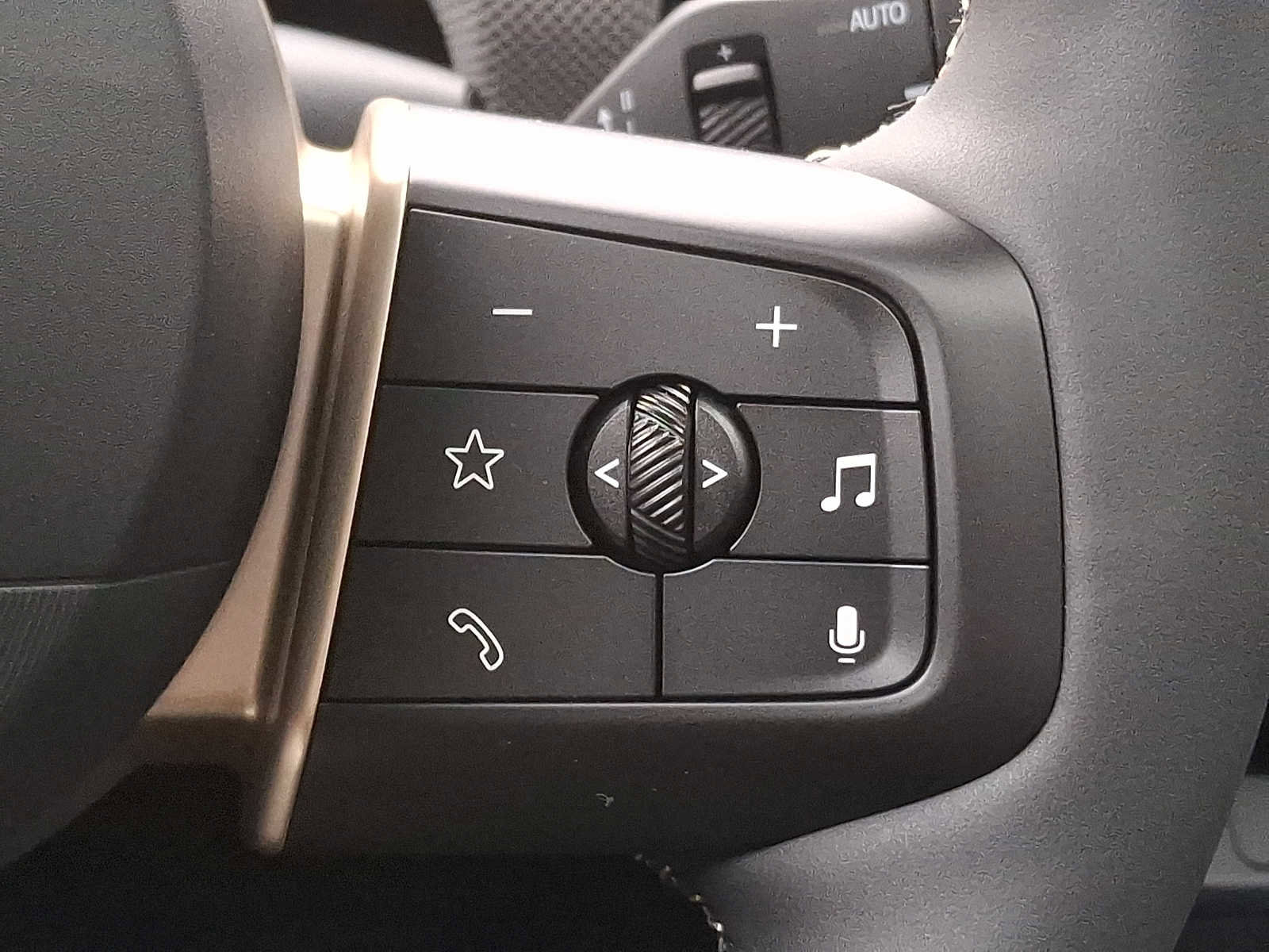 Certified 2025 MINI Cooper S image 19