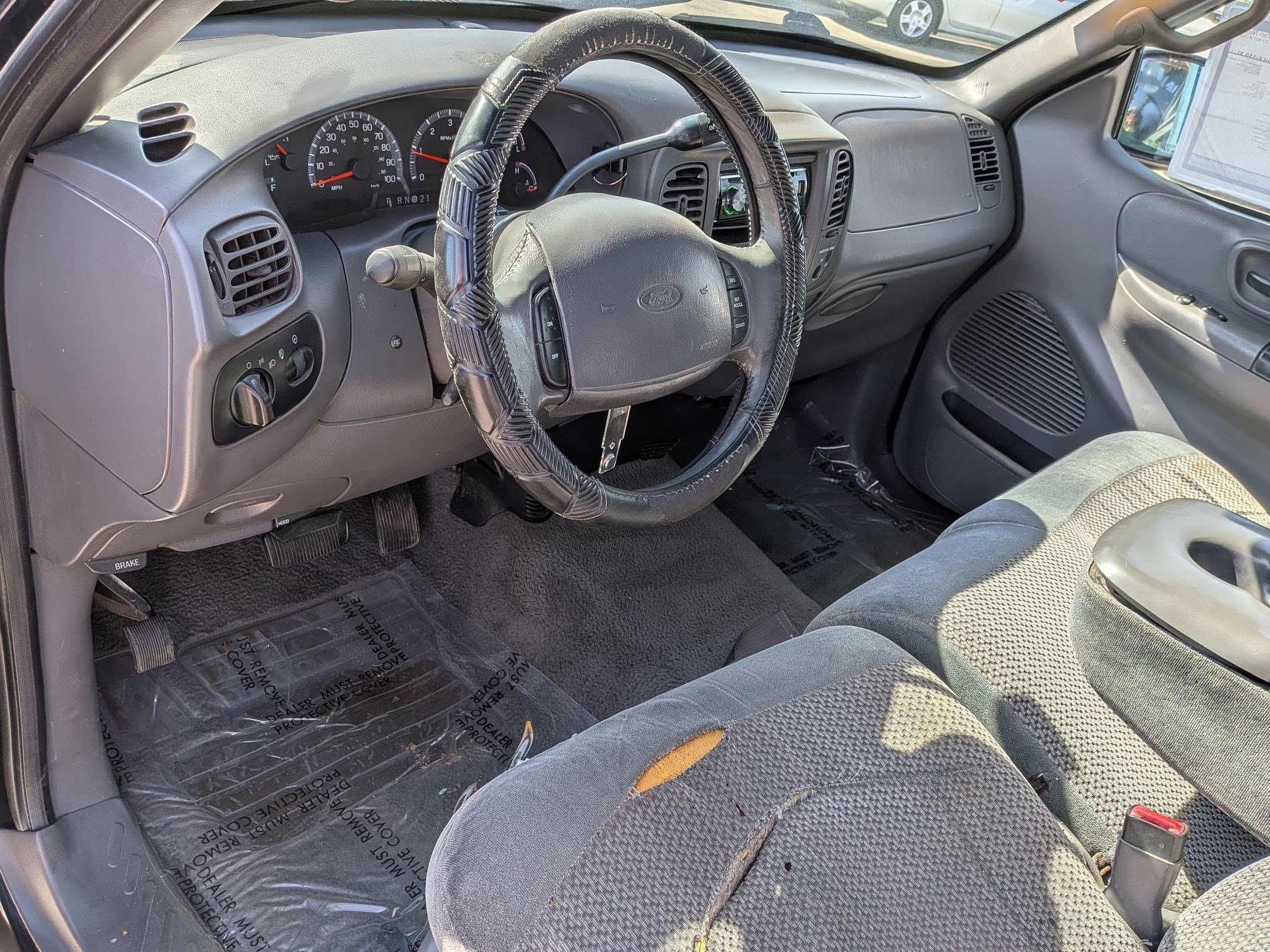 Used 2001 Ford F150 XL image 11