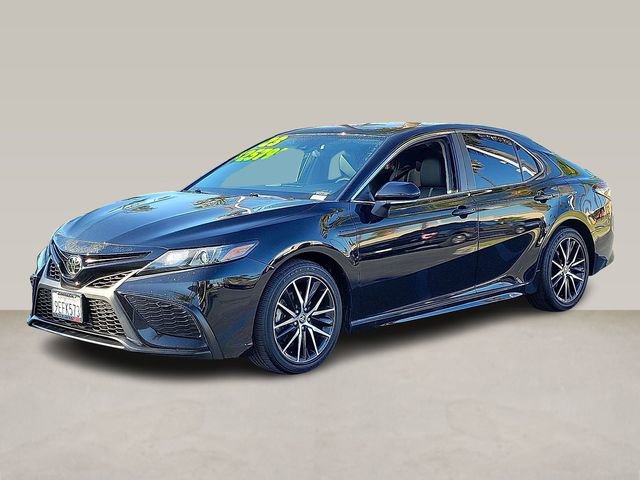 Used 2023 Toyota Camry SE image 6