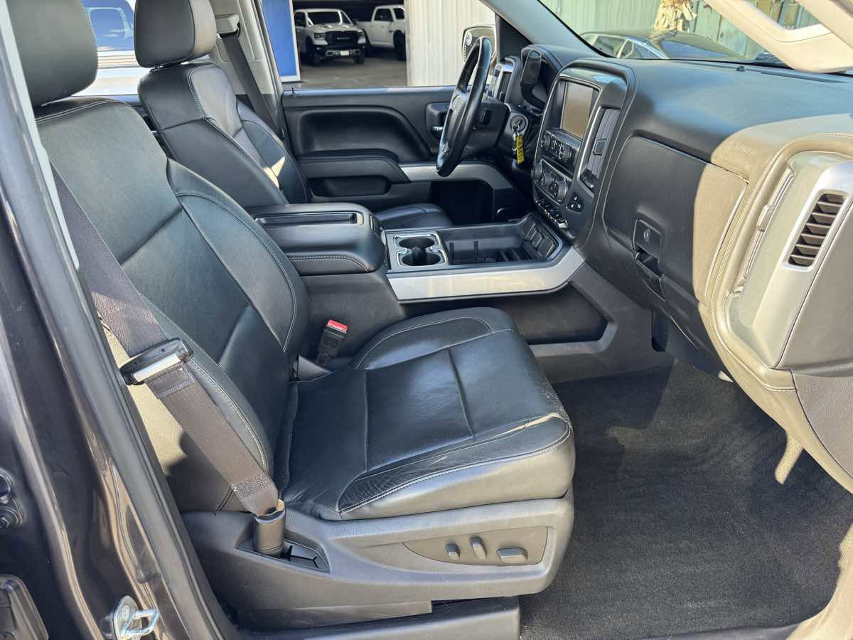 Used 2015 Chevrolet Silverado 1500 LTZ Z71 w/ LTZ Plus Package image 17