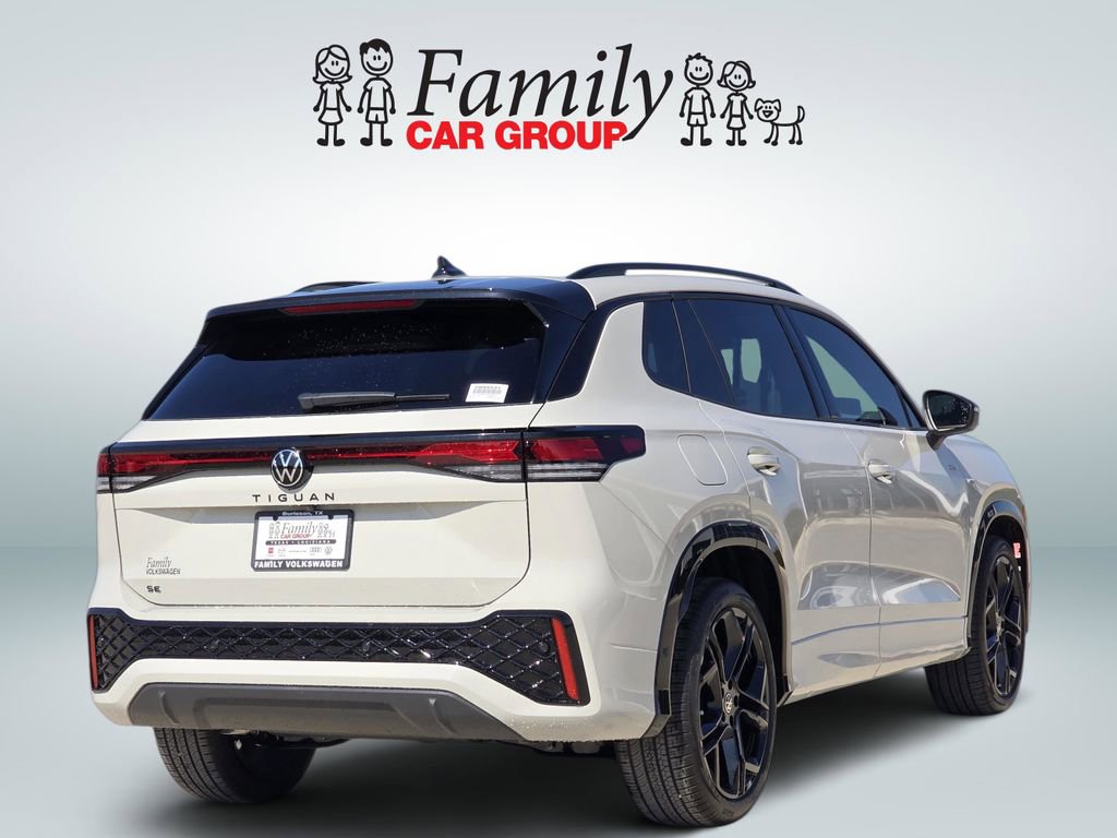 New 2026 Volkswagen Tiguan SE R-Line image 4