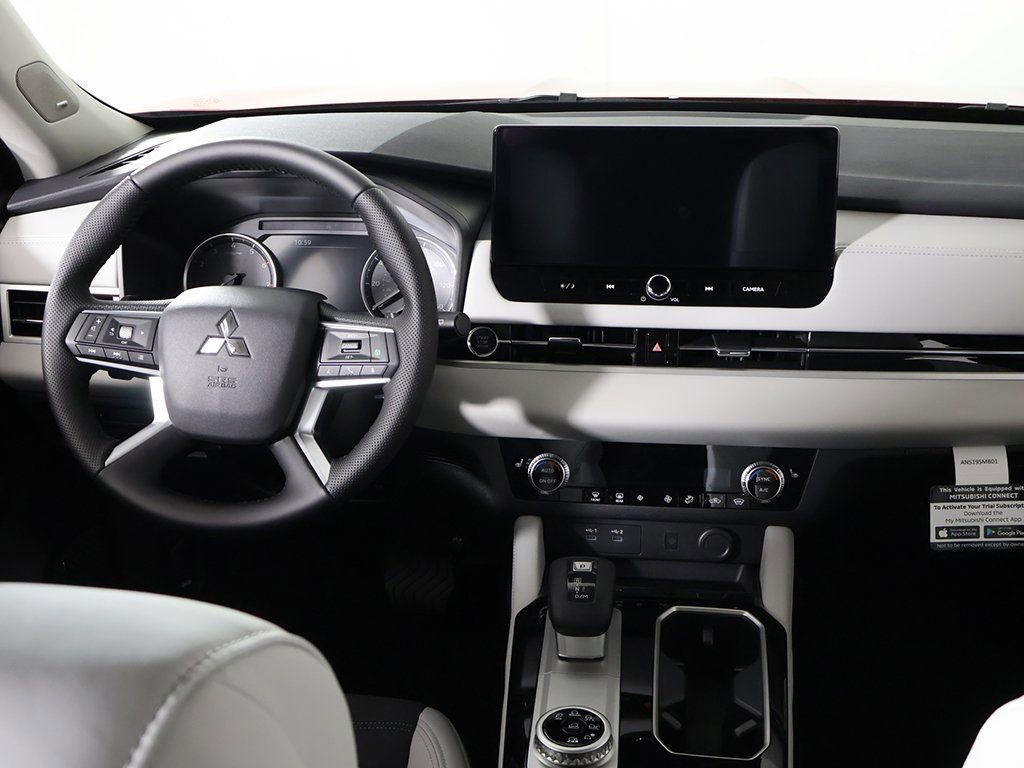 New 2025 Mitsubishi Outlander SE AWD/4WD image 35