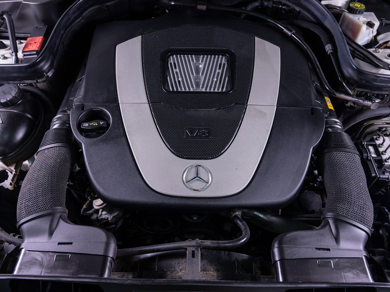 Used 2011 Mercedes-Benz E 350 Cabriolet image 6