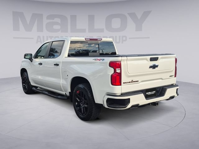 Certified 2022 Chevrolet Silverado 1500 RST w/ Redline Edition AWD/4WD image 3