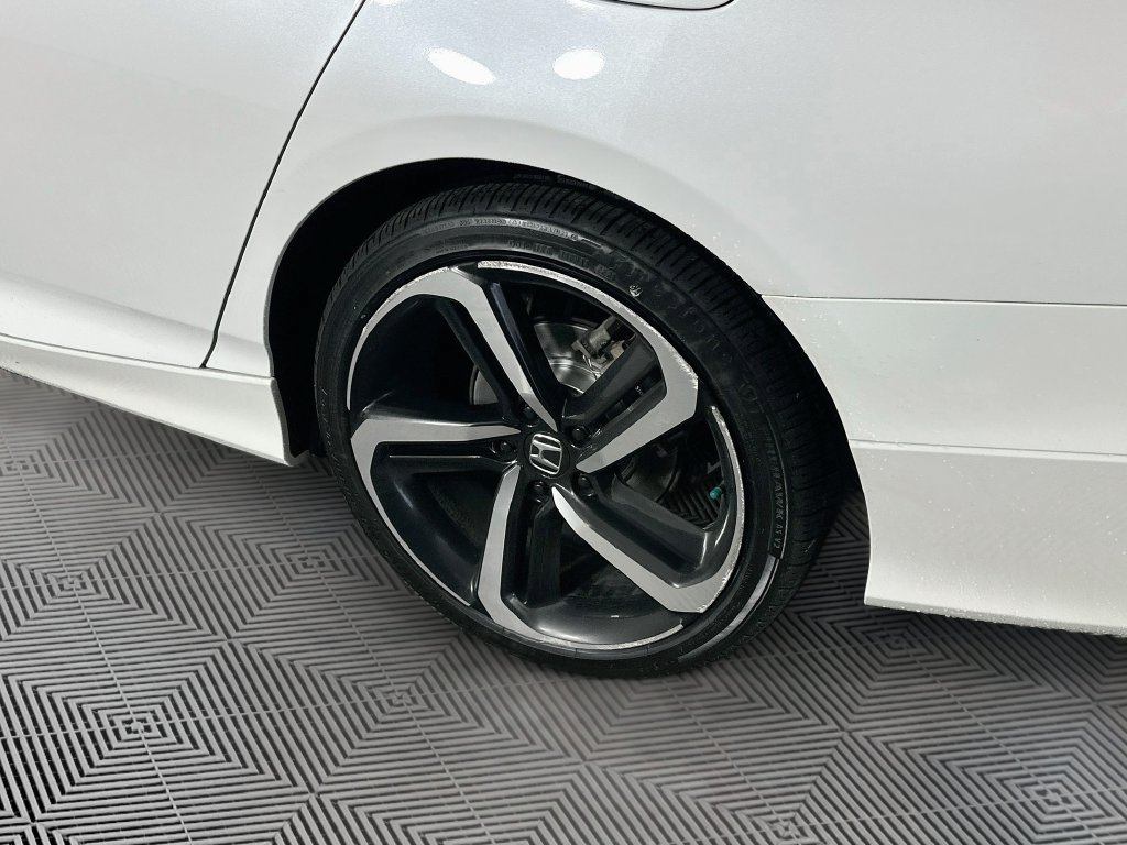 Used 2022 Honda Accord Sport image 37