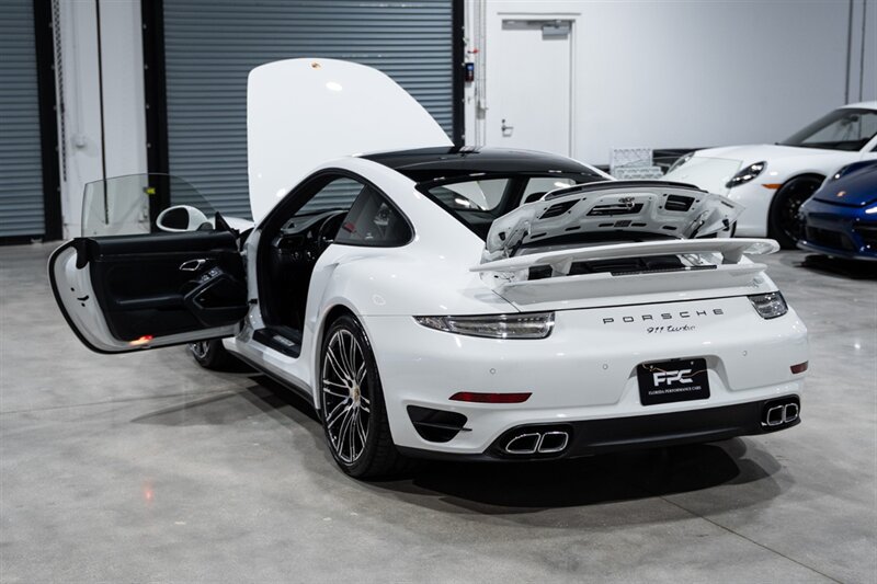 Used 2015 Porsche 911 Turbo w/ Sport Chrono Package AWD/4WD image 33
