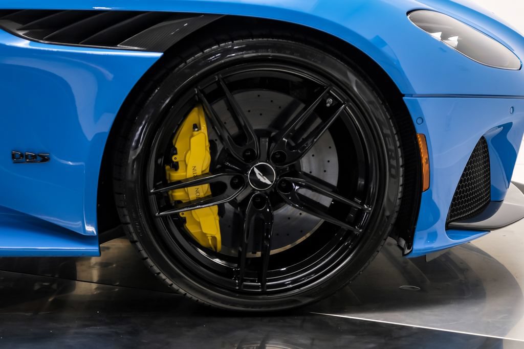 Used 2022 Aston Martin DBS Superleggera RWD image 43
