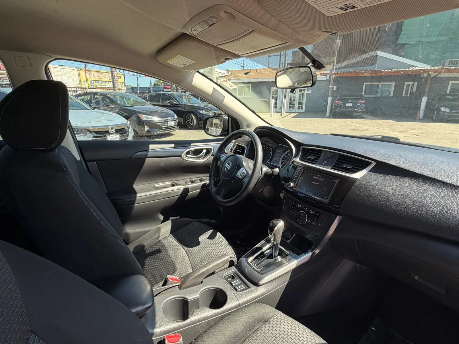 Used 2019 Nissan Sentra SR FWD image 10