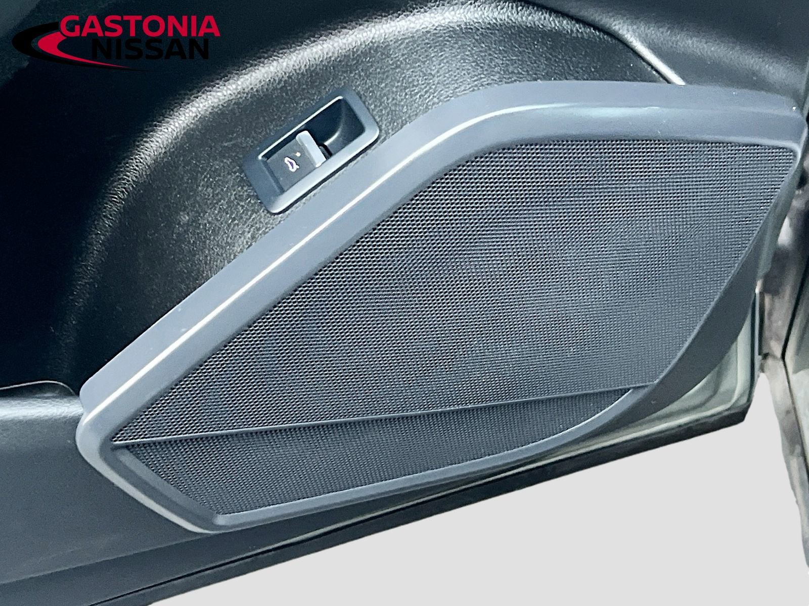 Used 2023 Audi Q5 2.0T Premium w/ Convenience Package image 25