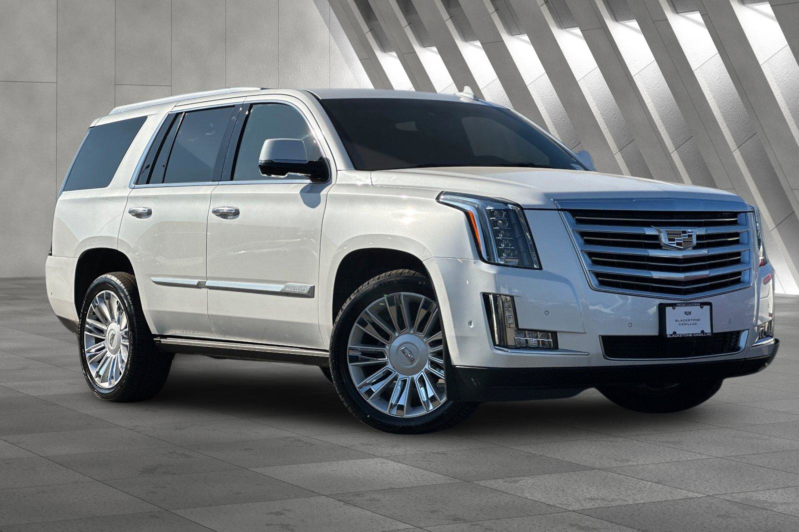 Used 2019 Cadillac Escalade Platinum