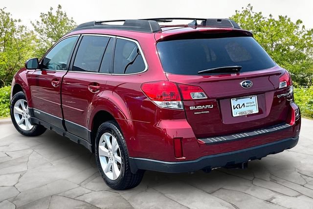 Used 2014 Subaru Outback 2.5i Limited w/ Moonroof Package AWD/4WD image 10