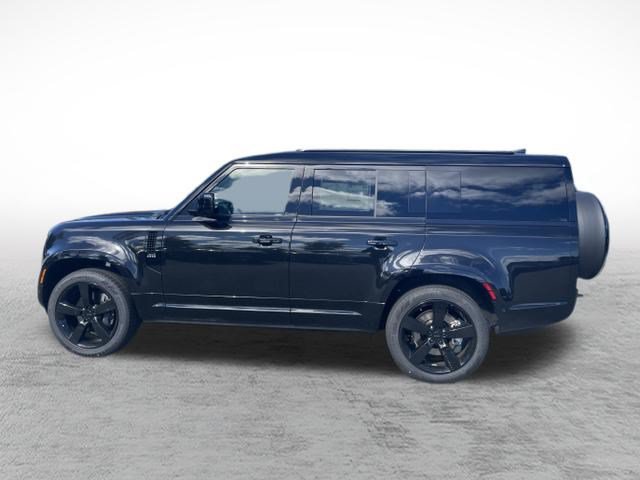 New 2026 Land Rover Defender 130 X-Dynamic SE AWD/4WD image 5