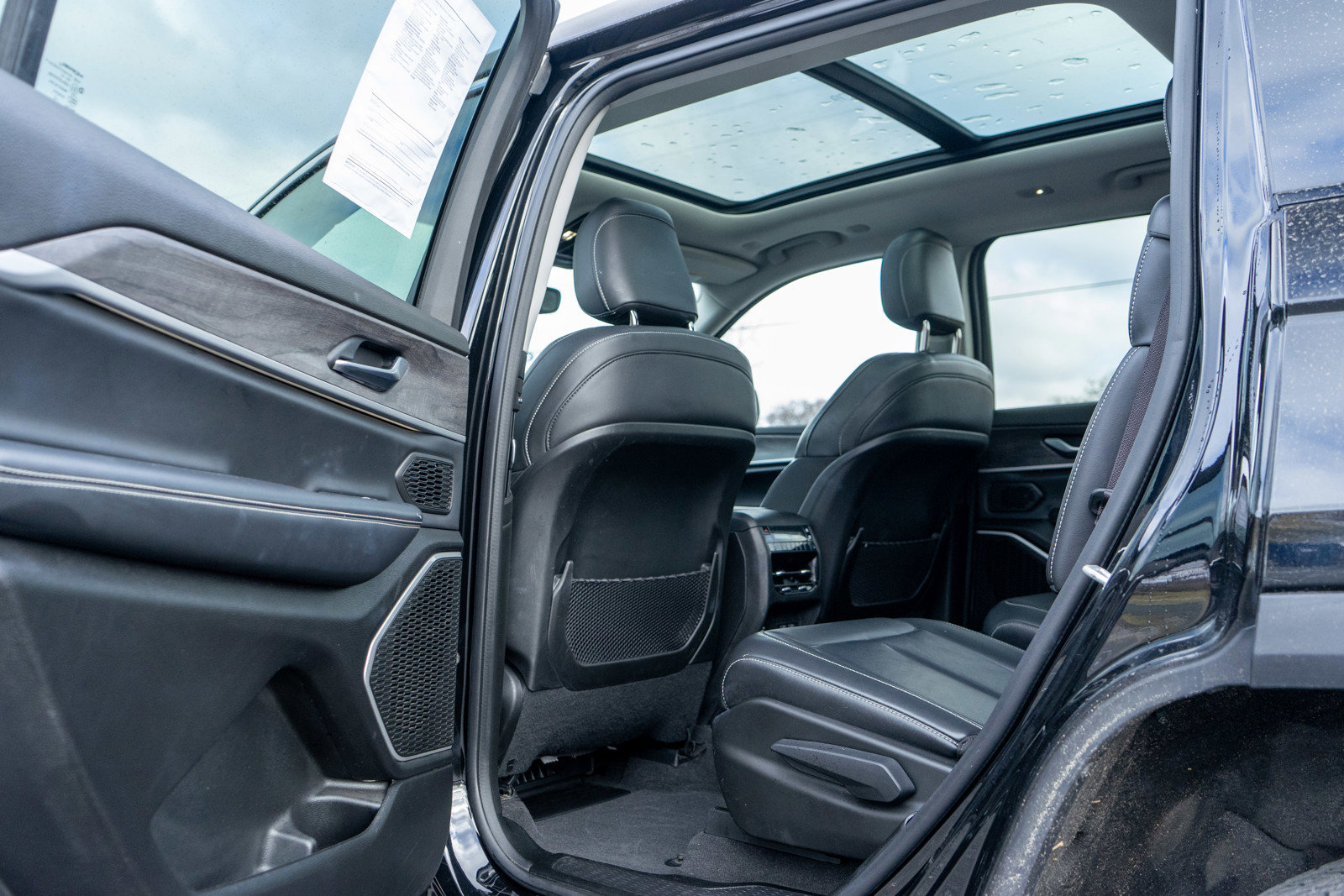 Used 2022 Jeep Grand Cherokee L Limited image 30