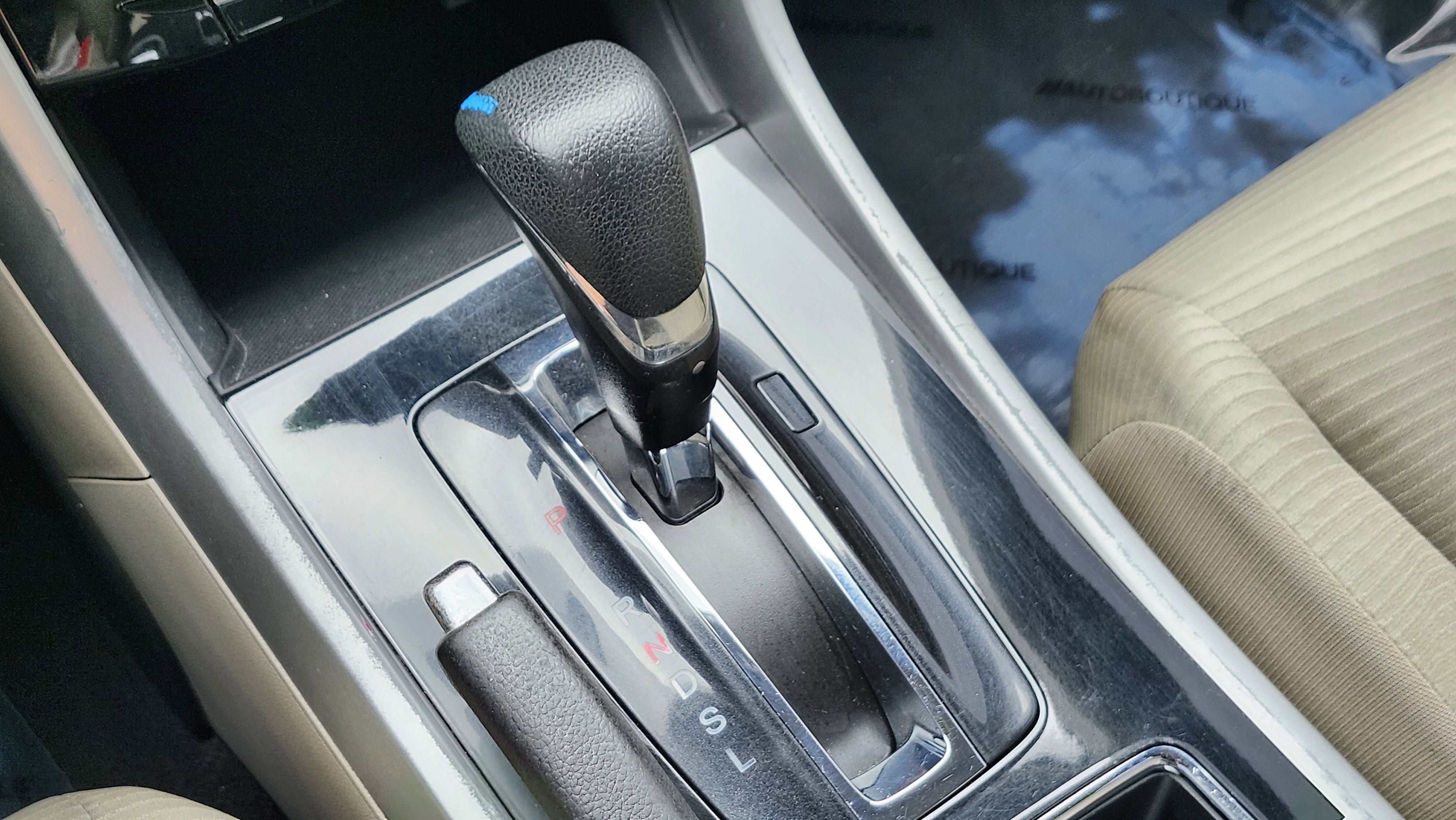 Used 2017 Honda Accord LX image 27