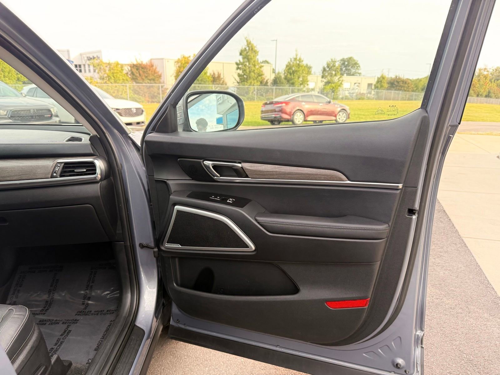 Used 2022 Kia Telluride EX w/ EX Premium Package FWD image 16