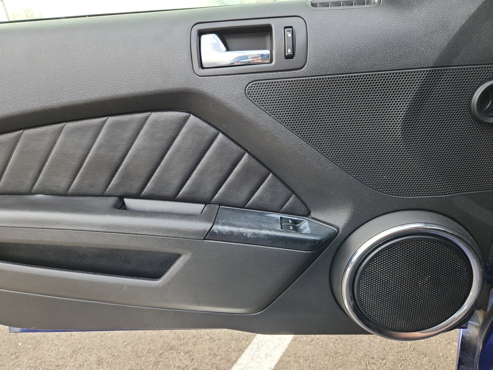 Used 2014 Ford Mustang GT Premium image 13