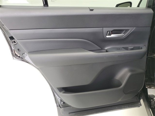 Used 2025 Toyota Grand Highlander FWD image 16