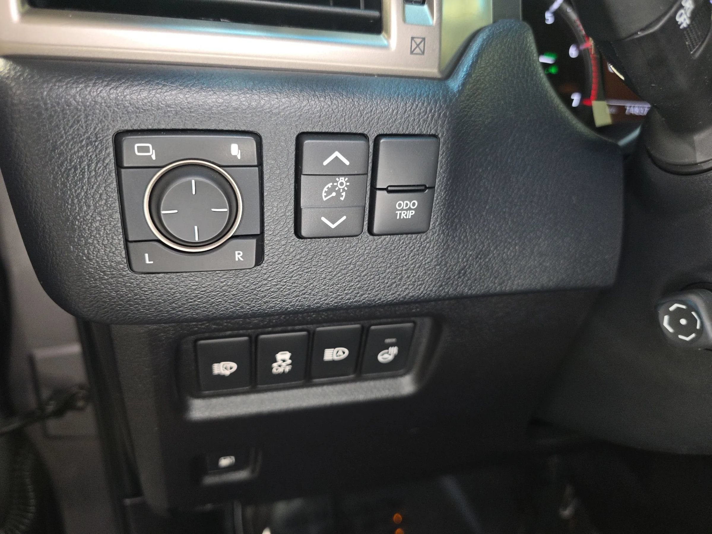Used 2021 Lexus GX 460 Premium w/ Premium Package AWD/4WD image 38