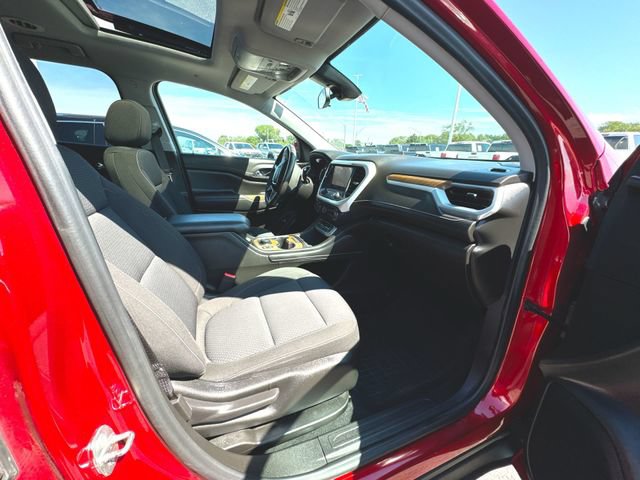 Used 2022 GMC Acadia SLE w/ Driver Convenience Package FWD image 30