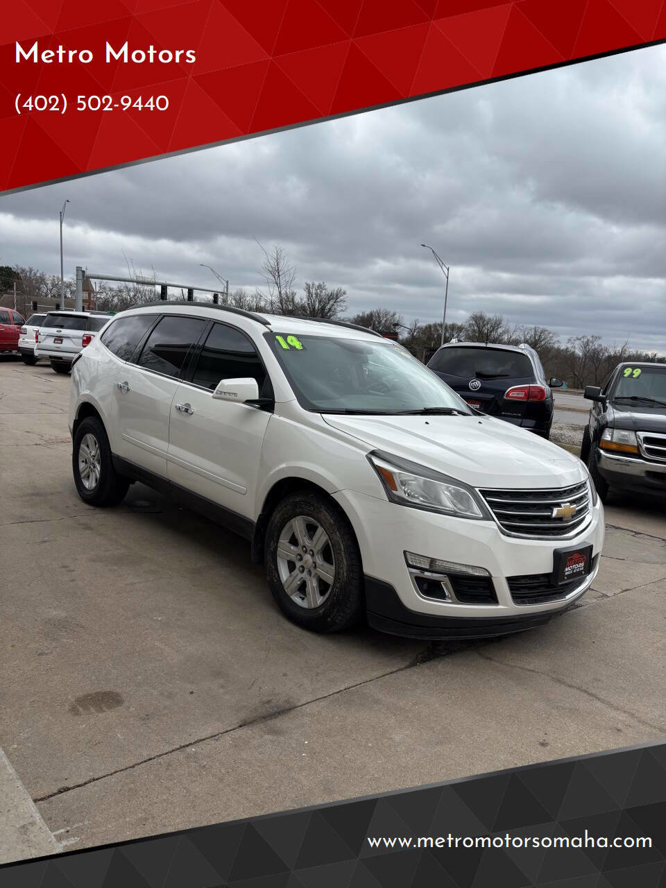Used 2014 Chevrolet Traverse LT image 1