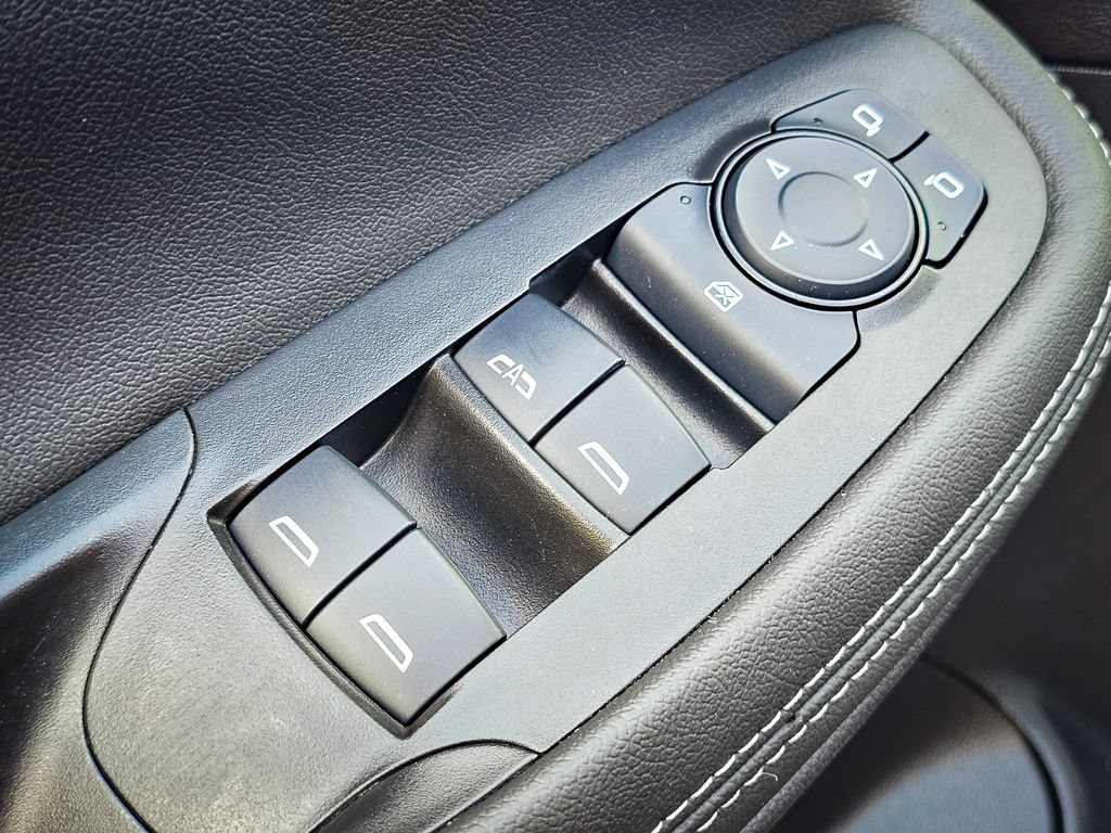 Used 2024 Buick Encore GX Preferred AWD/4WD image 11