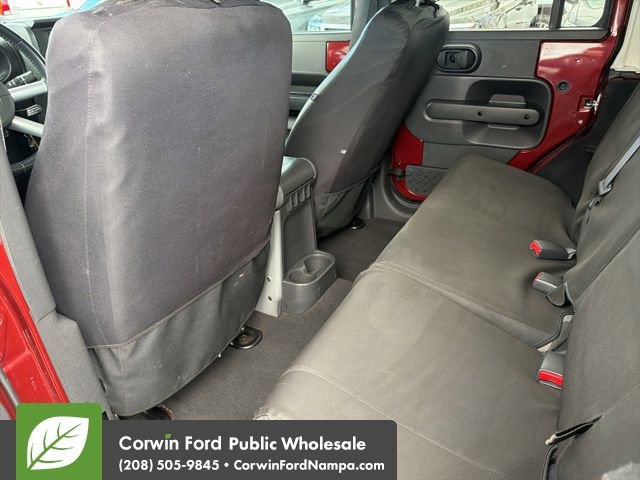 Used 2008 Jeep Wrangler Unlimited Sahara w/ Dual Top Group image 27