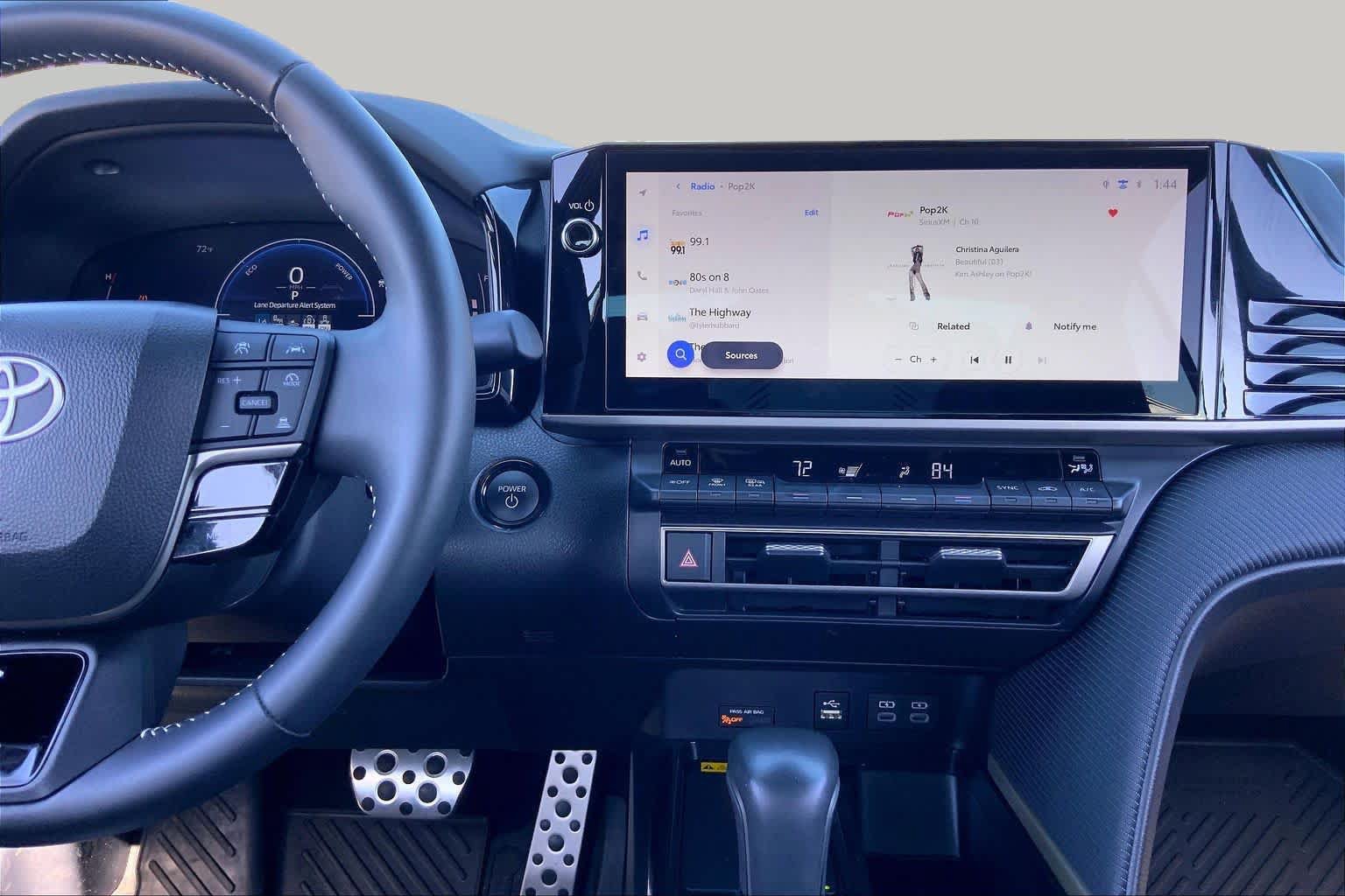 Used 2026 Toyota Camry SE w/ Multimedia Upgrade Package AWD/4WD image 7