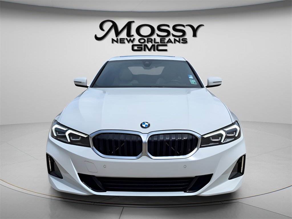 Used 2023 BMW 330i Sedan w/ Premium Package image 2