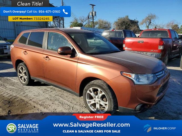 Used 2014 Mitsubishi Outlander SE AWD/4WD image 5