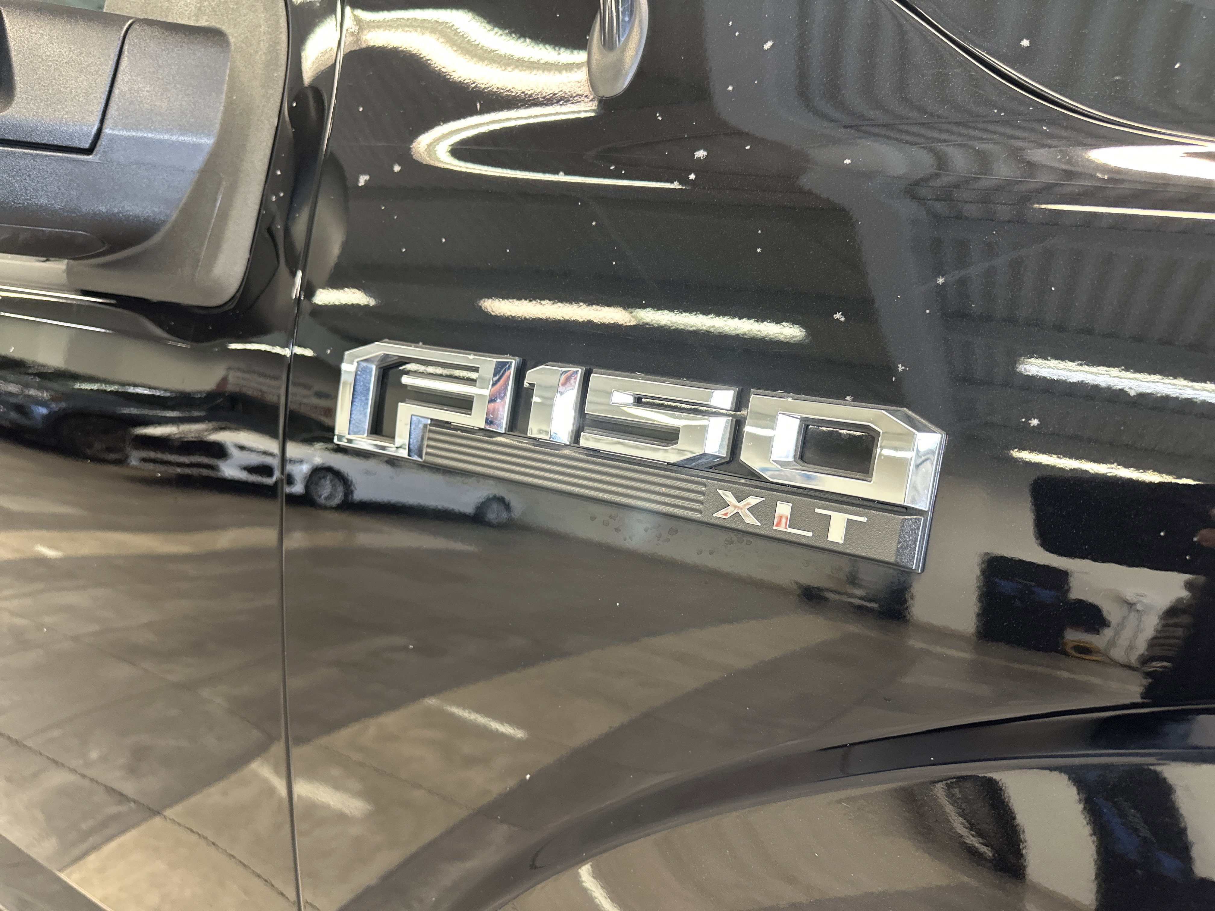 Used 2020 Ford F150 XLT w/ Equipment Group 302A Luxury image 8