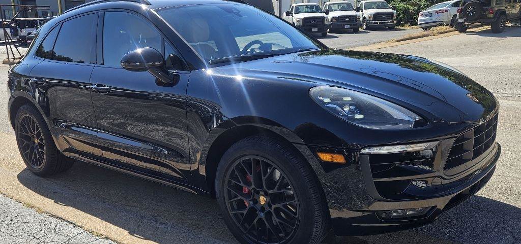 Used 2017 Porsche Macan GTS AWD/4WD image 3