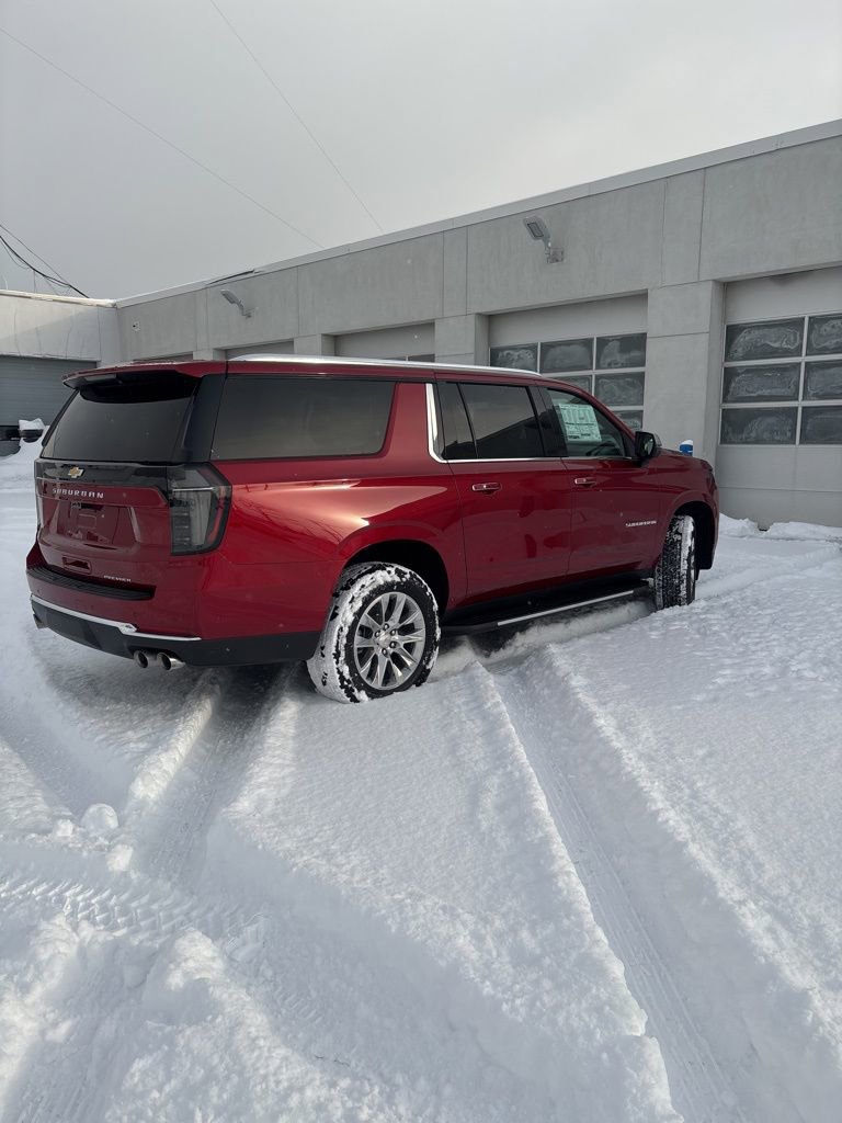 New 2026 Chevrolet Suburban Premier image 4