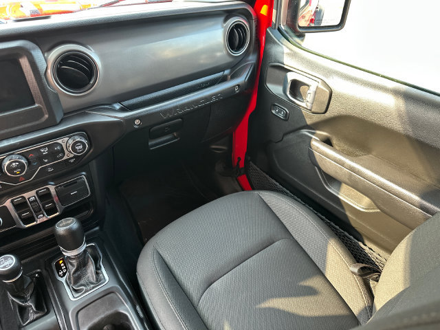 Used 2023 Jeep Wrangler Unlimited w/ Cold Weather Group AWD/4WD image 20