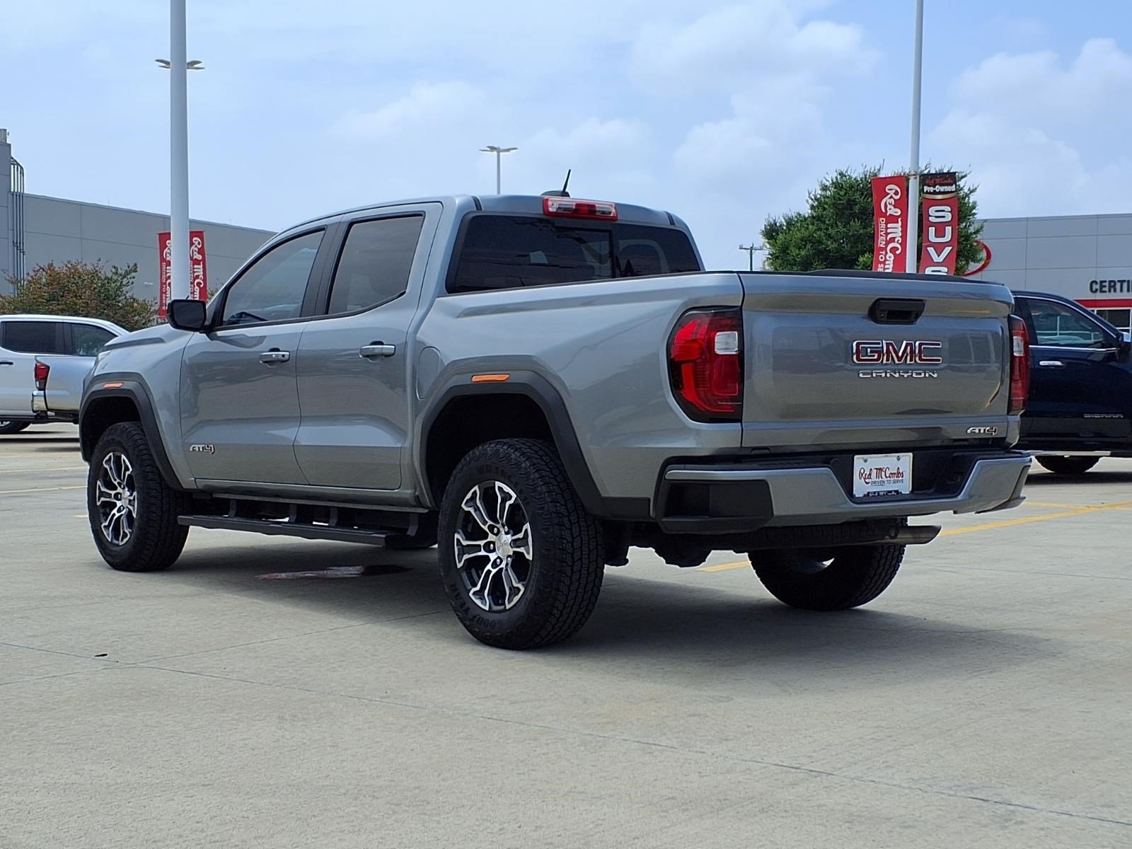 Used 2023 GMC Canyon AT4 AWD/4WD image 7