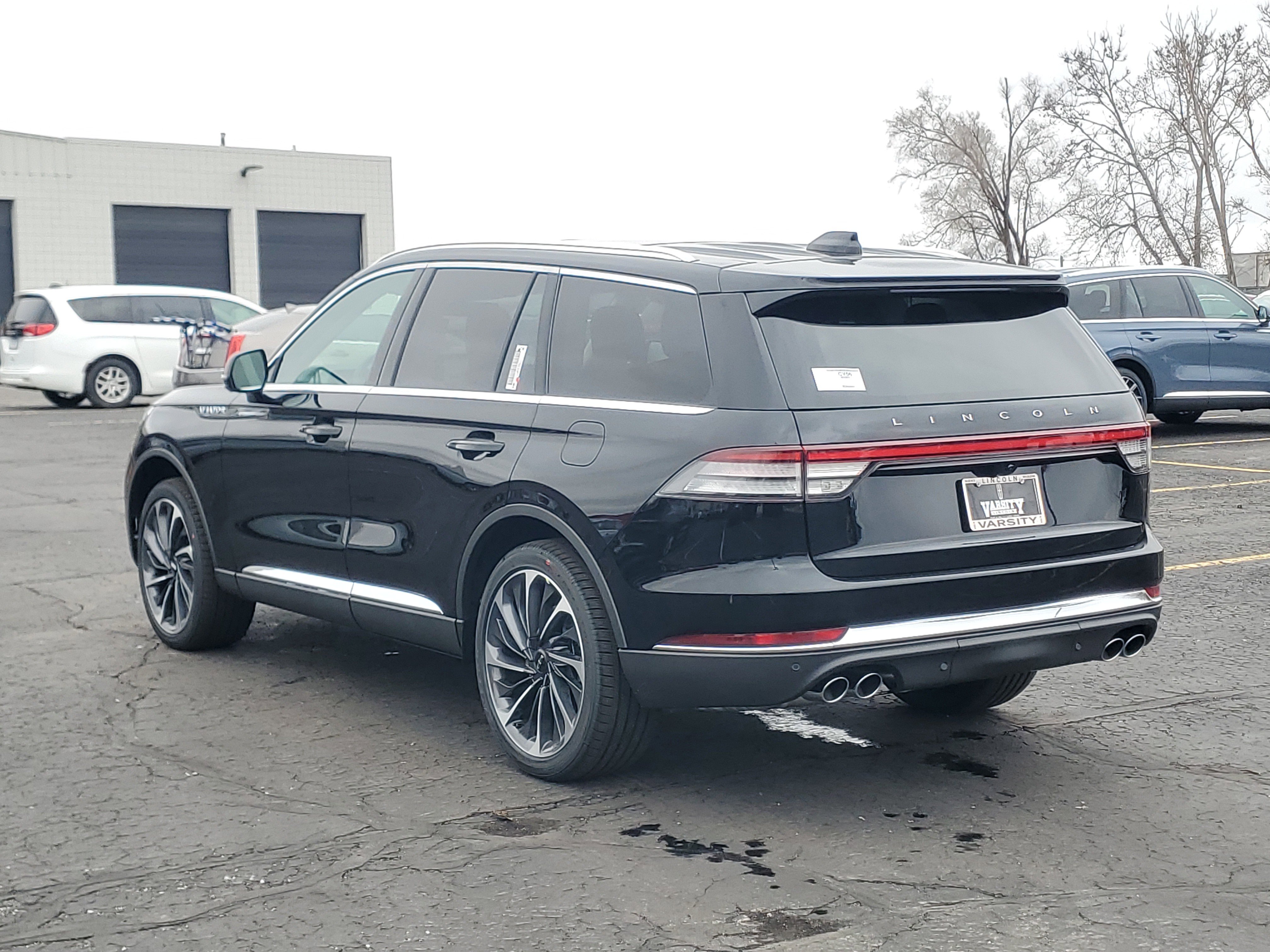 New 2026 Lincoln Aviator Reserve image 3