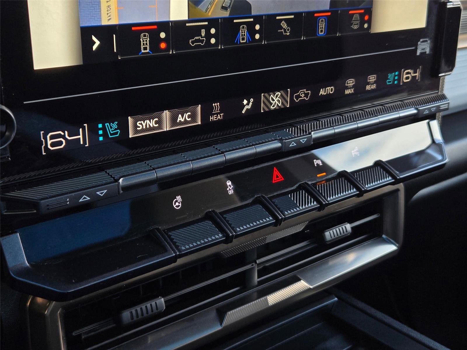 Used 2025 GMC Hummer EV 3X w/ LPO, Dark Essentials Package image 19