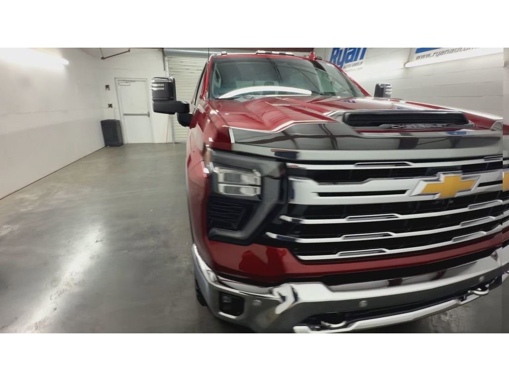 Certified 2024 Chevrolet Silverado 2500 LTZ w/ LTZ Convenience Package AWD/4WD image 3