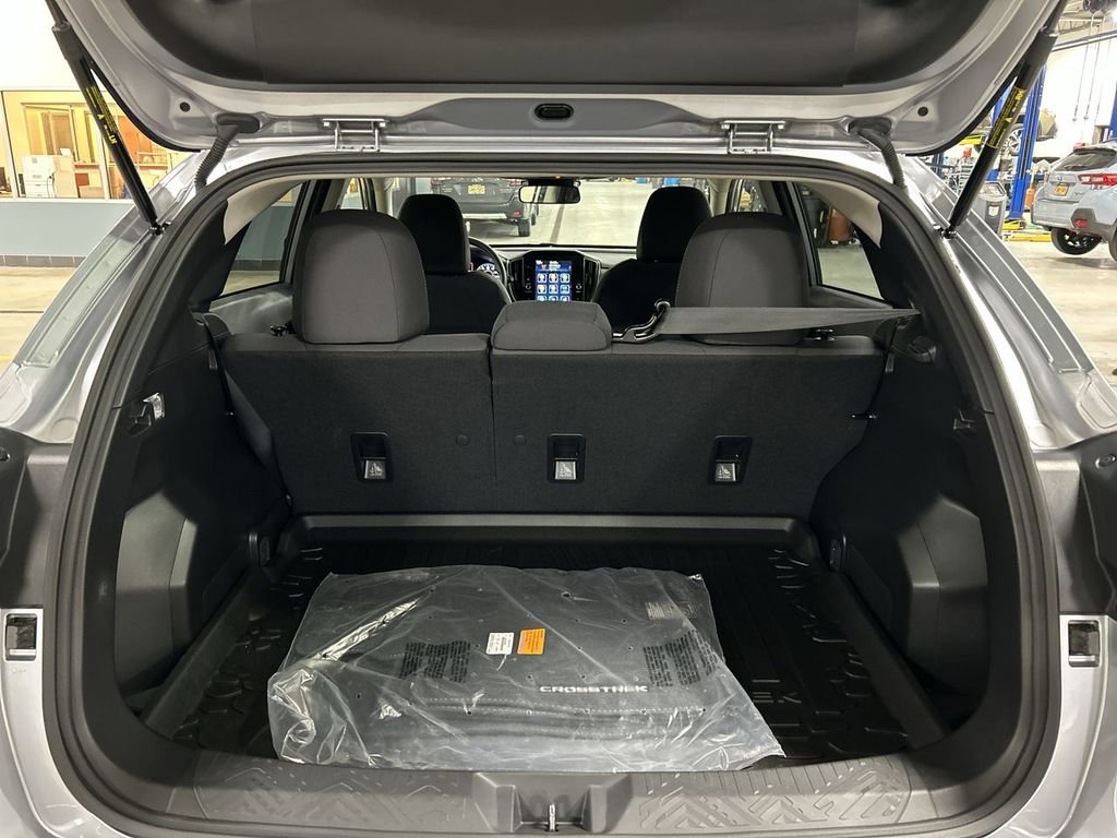 Certified 2025 Subaru Crosstrek 2.0i Premium image 26