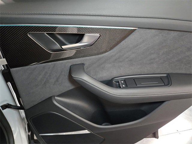 Used 2023 Audi SQ8 Prestige image 23