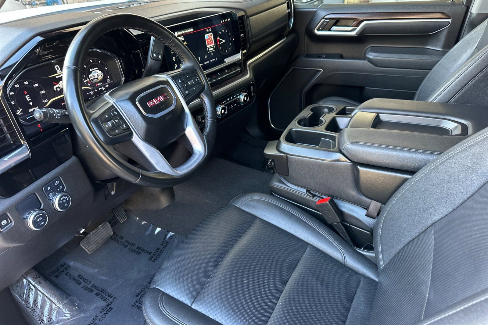 Certified 2025 GMC Sierra 1500 SLT image 10