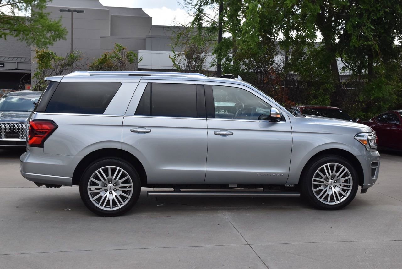 Certified 2023 Ford Expedition Platinum image 6
